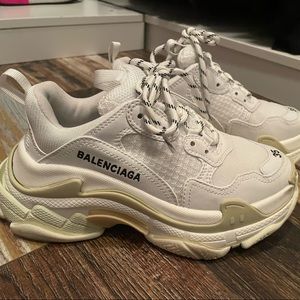 Balenciaga Triple S Sneaker
